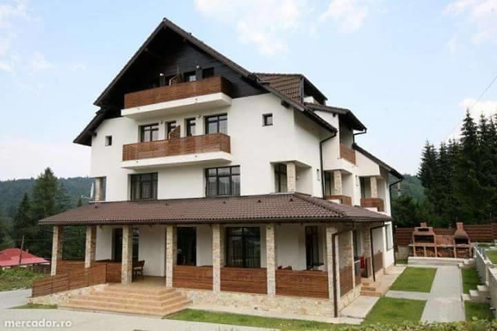 Maya House Ξενοδοχείο Predeal Εξωτερικό φωτογραφία